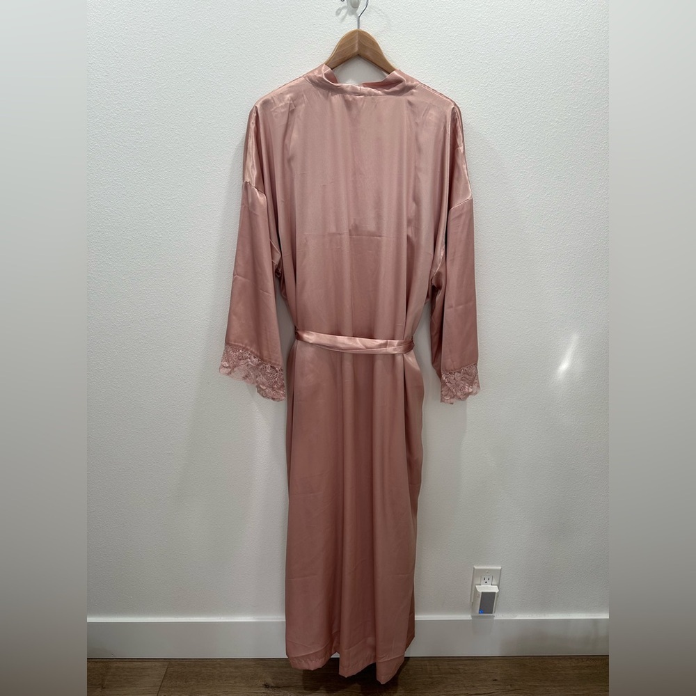 Victoria's Secret Blush Pink XL Satin Robe and Lace Chemise gown slip Set - Picture 3 of 11
